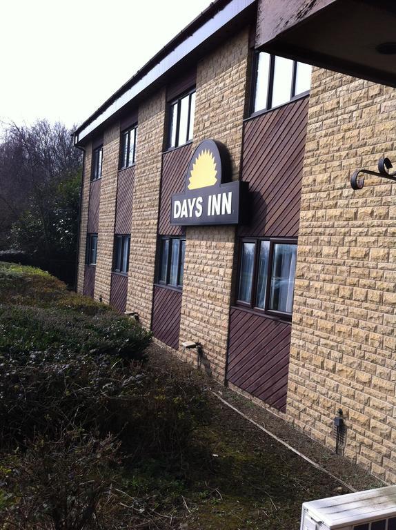 Days Inn Hotel Bradford - Leeds Brighouse Exterior photo